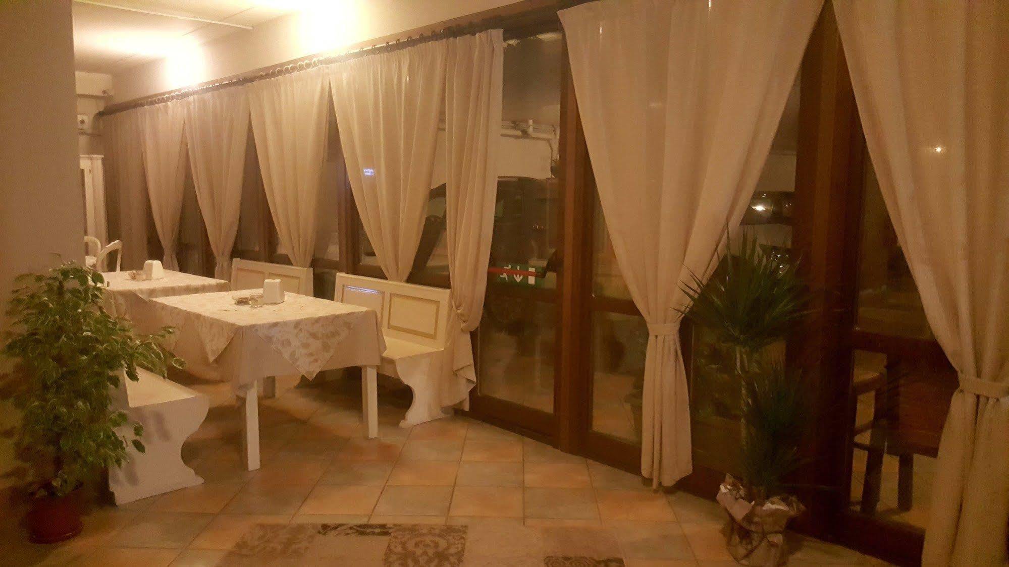 Hotel Trotter Leno Ngoại thất bức ảnh